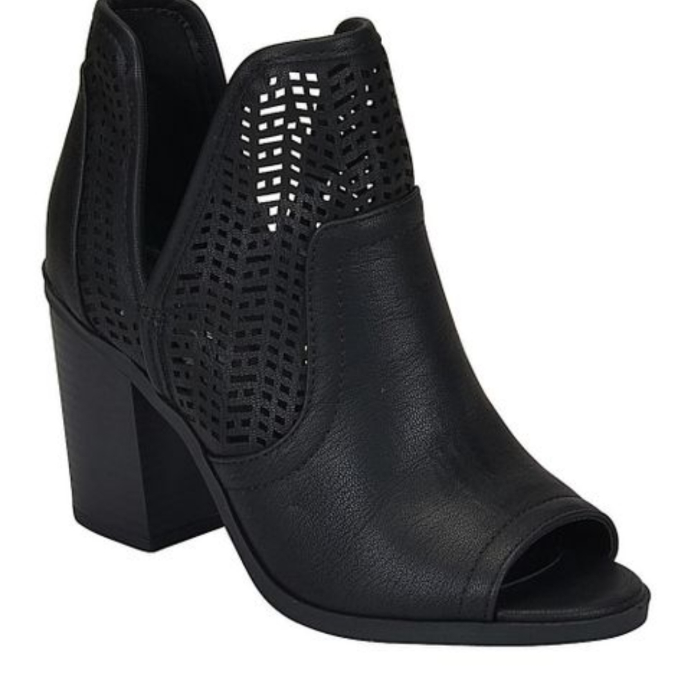 Soda Peep Toe Cathy ankle boots booties black